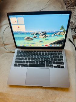 13.3” MACBOOK AIR M1 CHIP - 8gb 128gb SSD - Space Gray