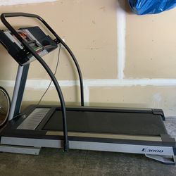 NordicTrack E3000 Treadmill