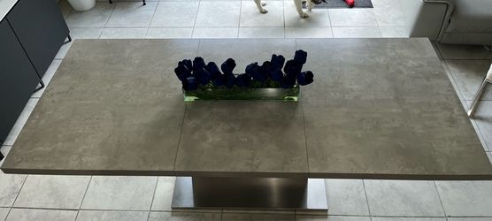 Gray dining table (expandable)