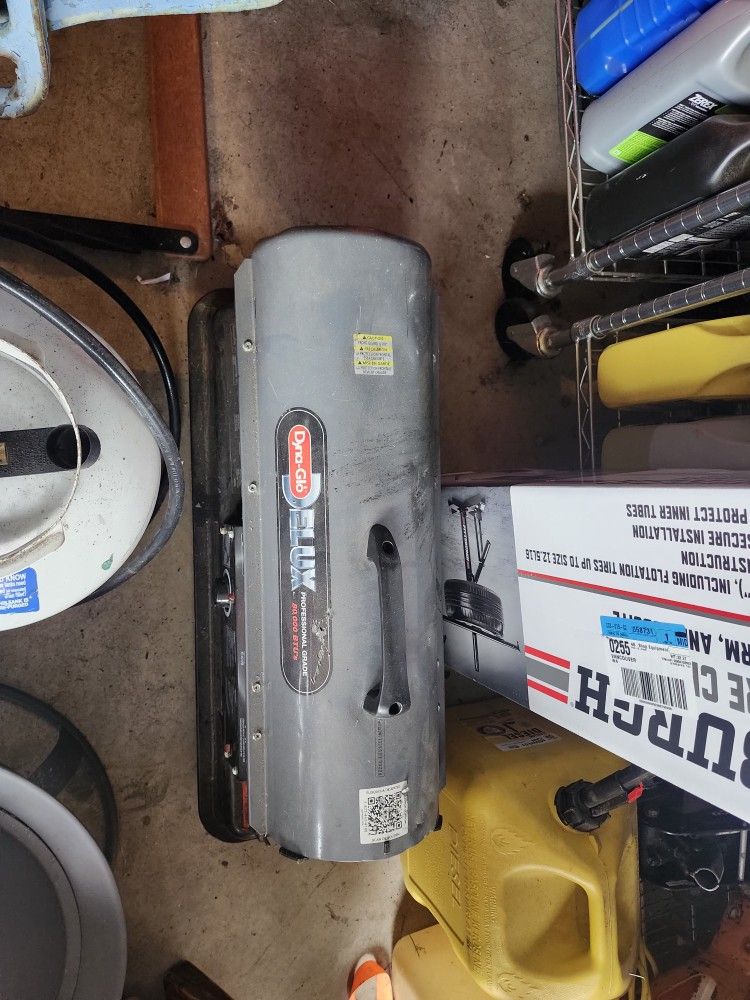Dyna-Glo Delux 80,000btu Heater 