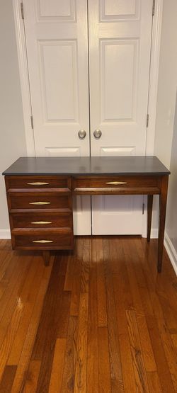 Stunning refinished mid century table
