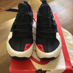 Mens 10.5 Nike Tech-Trainer