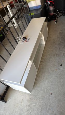 TV Stand/Mount