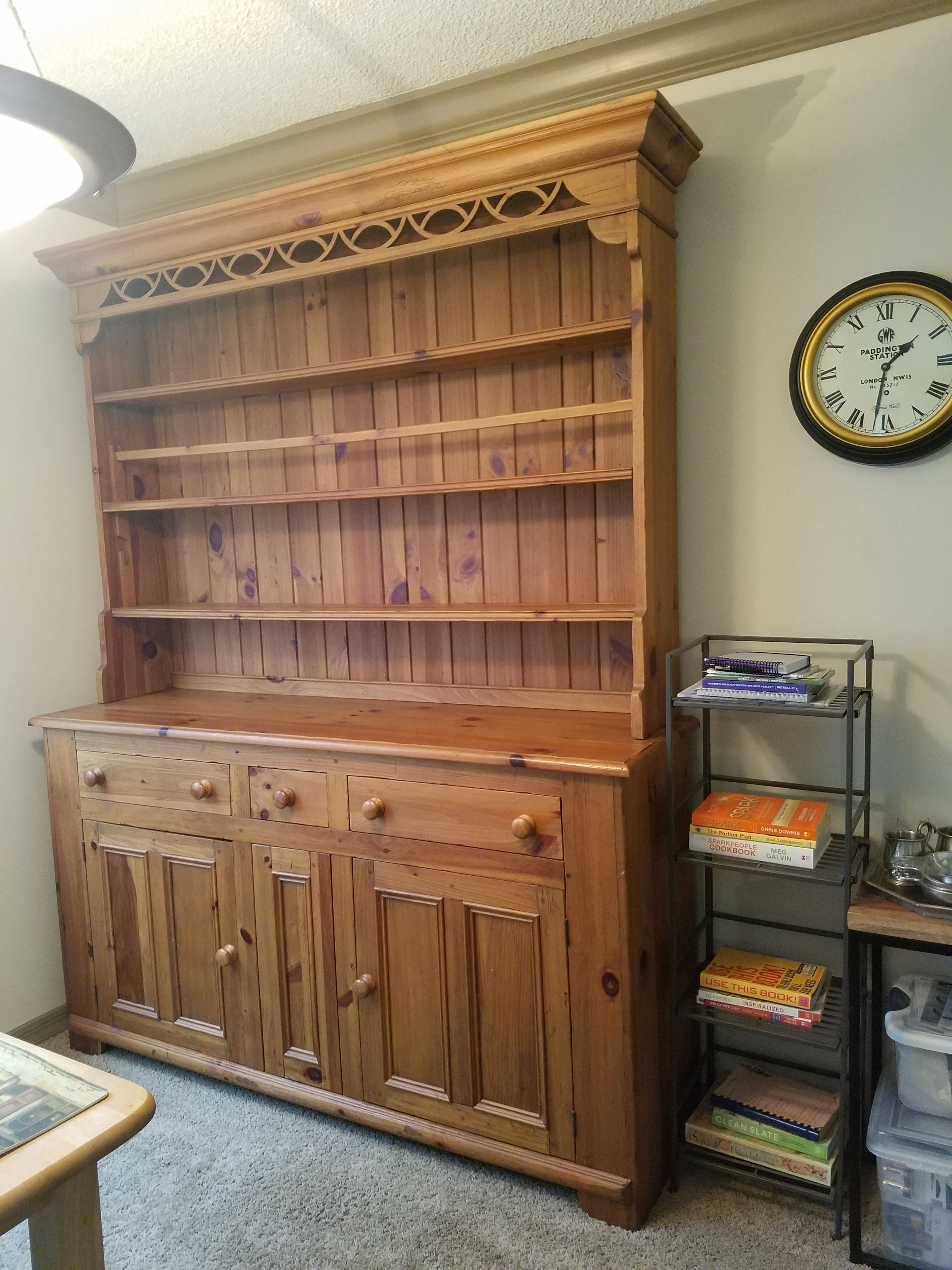 Ethan Allen 'China Hutch and Sideboard/Breakfront'