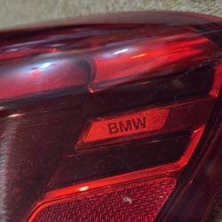 BMW X3 17-24 Rear LED Tail Light Lamp Outer Right Cracked