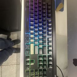 Cyberpower Multimedia Gaming Keyboard & Elite M2 Gaming Mouse