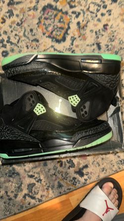 Jordan Spizike/ Glow In The Dark