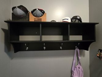 Wall organizer