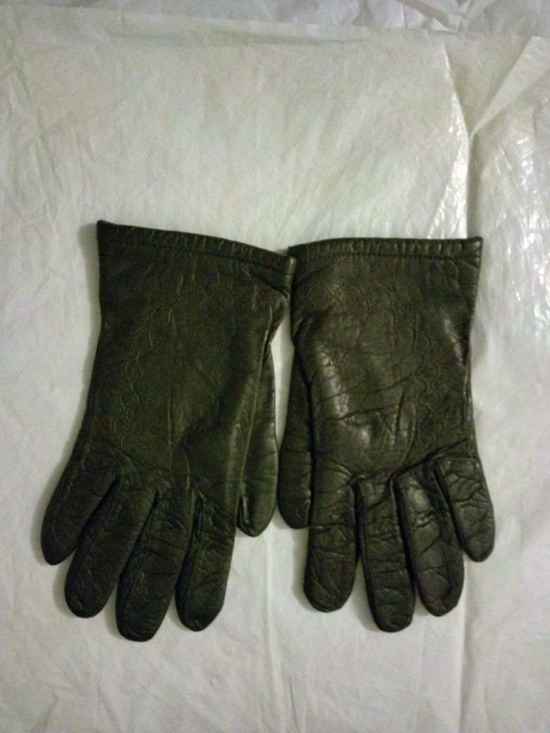 Gloves