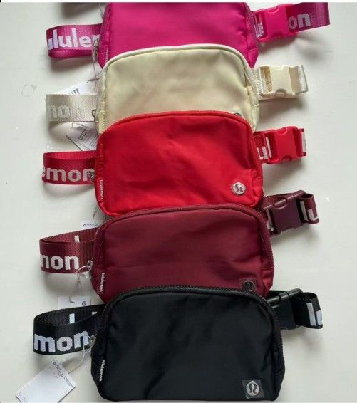 Lululemon Belt Bags 1L