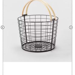 Black Wire  Basket With Wood Handles