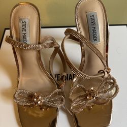 STEVE MADDEN ROSE GOLD RHINESTONE size 7