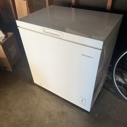 Amana Deep Freezer