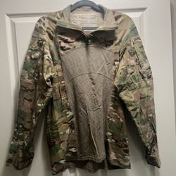 Army Combat Shirt w/ Quarter-Zip (Medium)