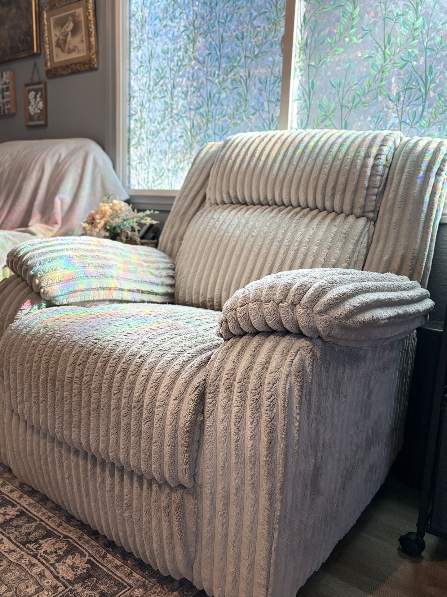 Comfortable Recliner Chair