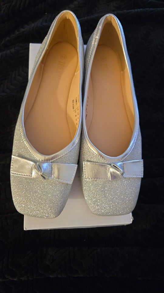 Beautiful Silver Sparkly Ballet Style Shoes
