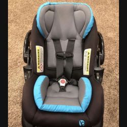 Baby Trend Car seat With Base 