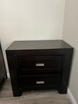 Small Dresser $20