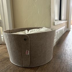 Small Dog Or Cat Bed 