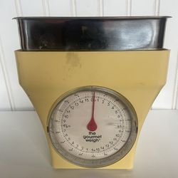 Vintage Kitchen Scales 