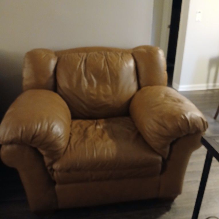 Living Room Furniture (BEST OFFER)