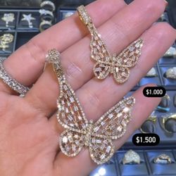10K Natural Diamond Butterfly Pendant