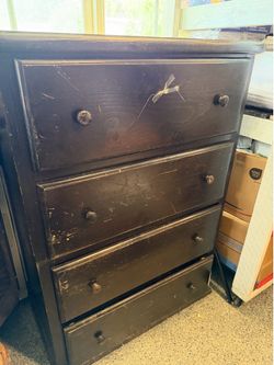 Dresser