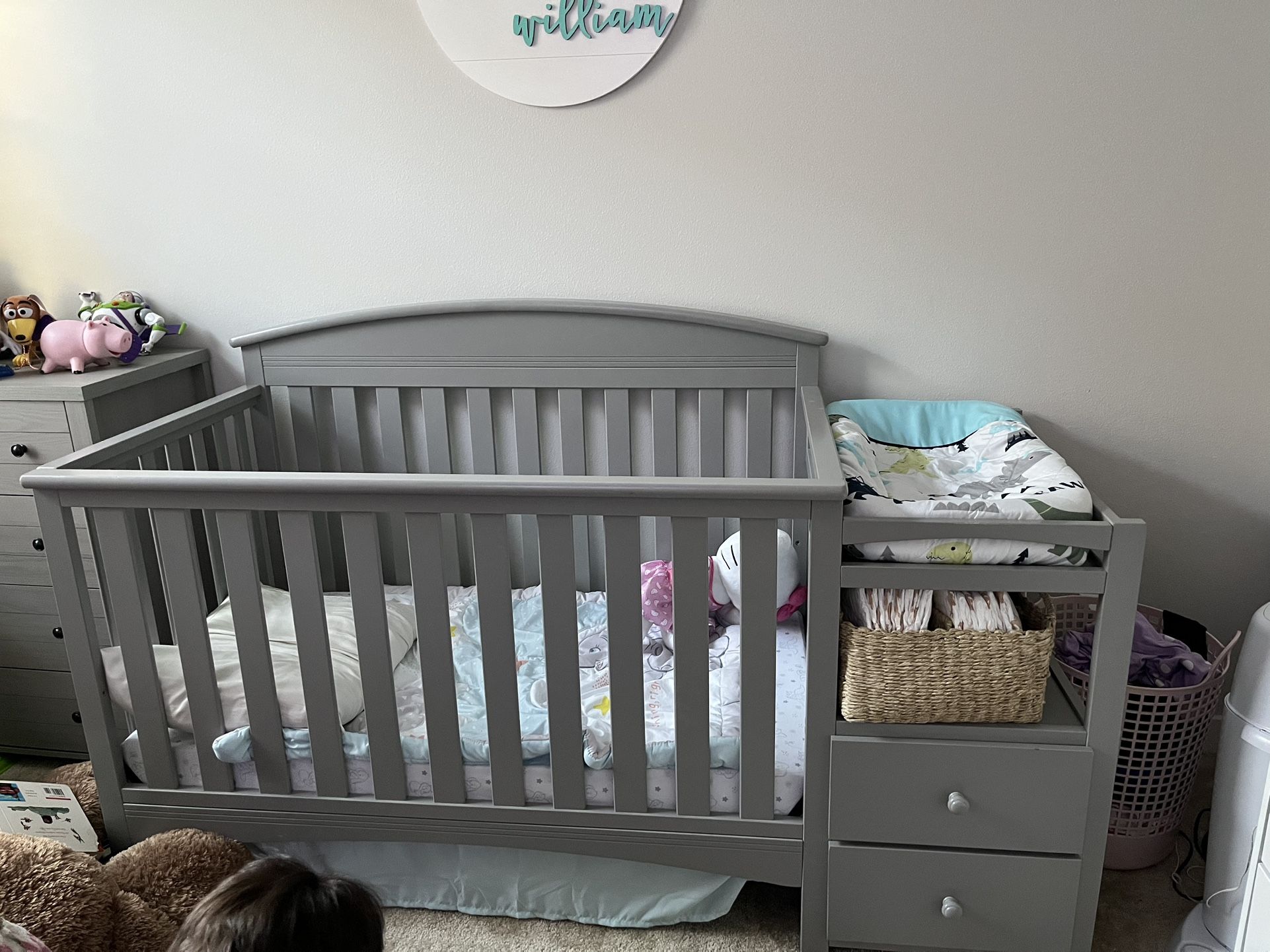 Fancy 4 In 1 Convertible Delta Children Gray Crib