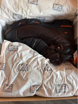 Brand new heavy duty work boot