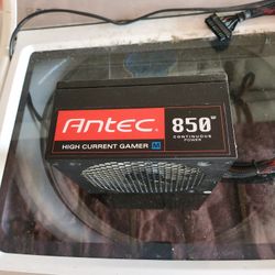 Antec High Current Gamer 
