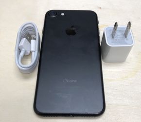 iPhone 7 128GB Factory Unlocked