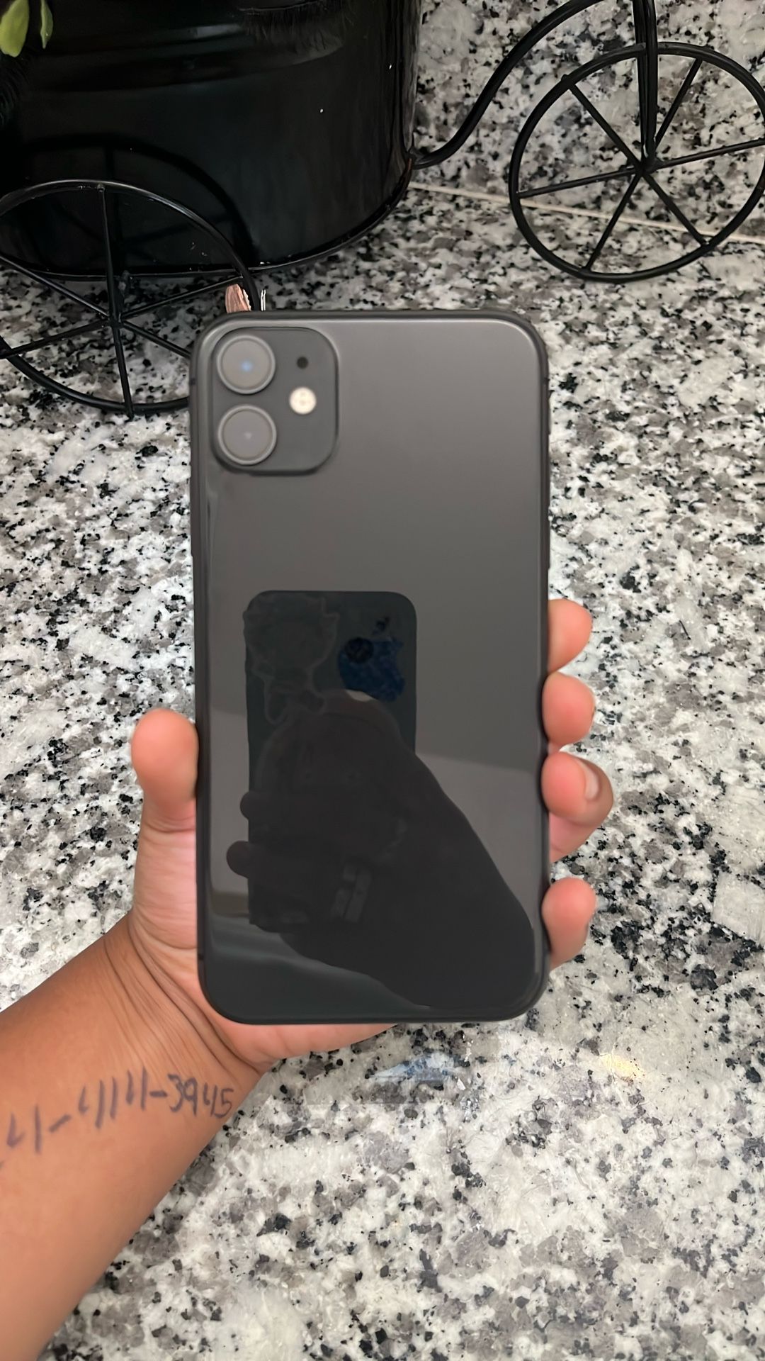 iPhone 11
