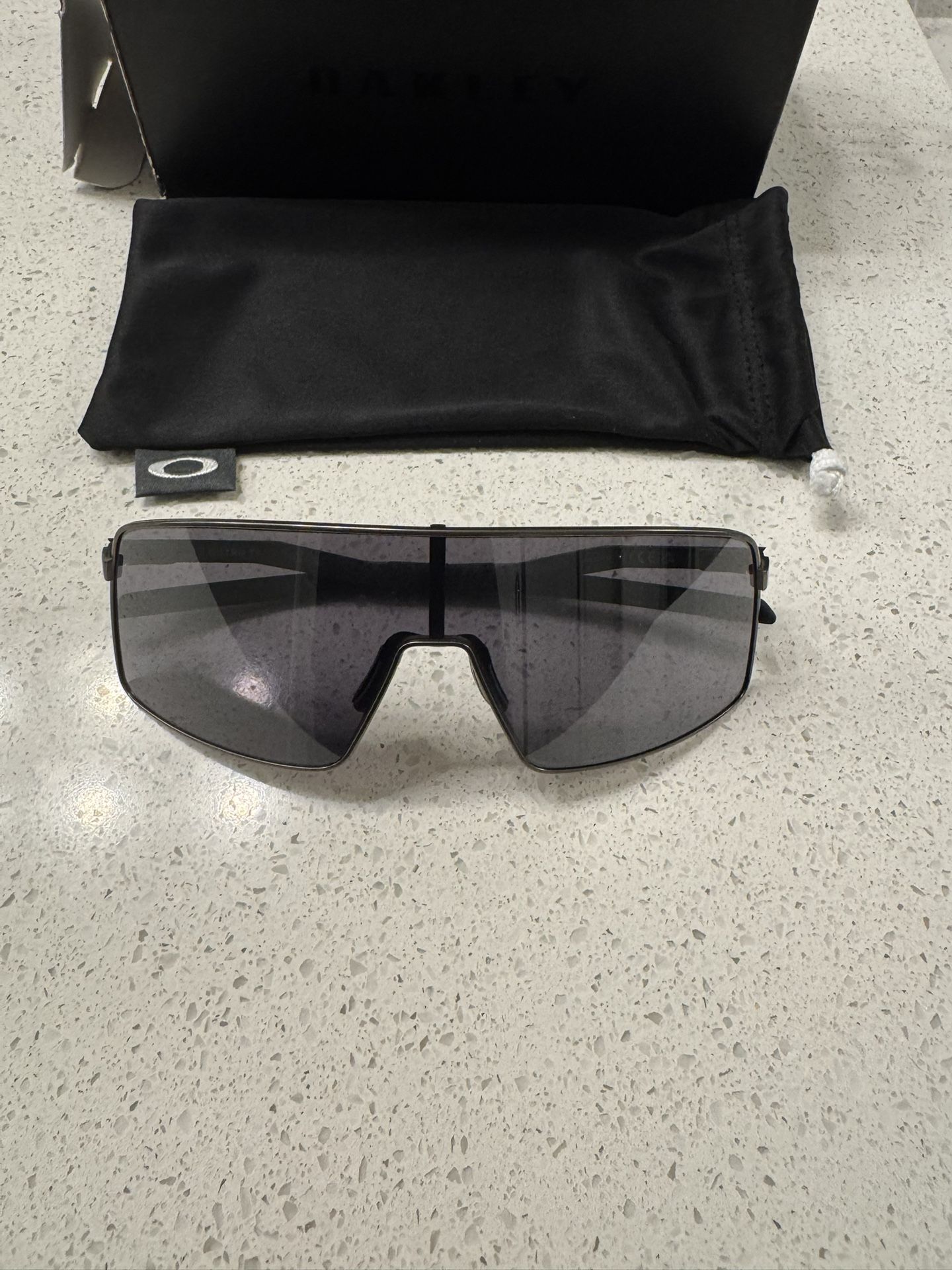 Brand New Oakley Sutro,All Products : American Fashion Style Bags On Sale