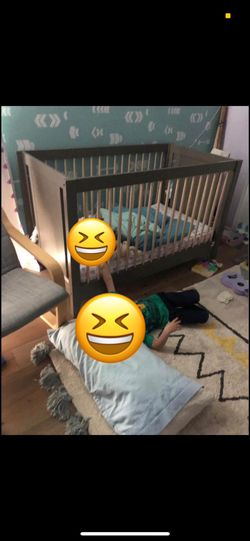 Babyletto Crib With Conversion To Toddler Rail For