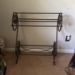 Metal Blanket Rack