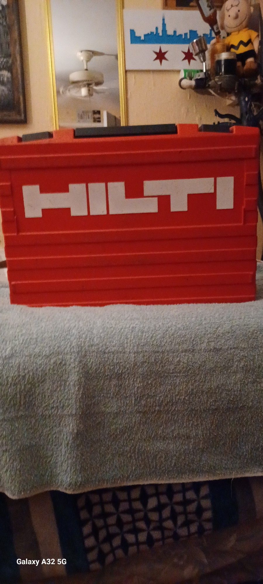 HILTI TE 15 Rotary Hammer Drill