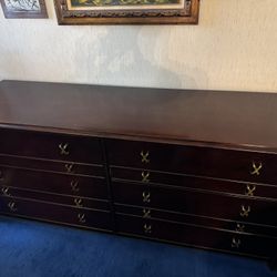 Bedroom Set (John Stuart Inc) (VERY OLD) 