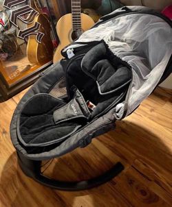 Baby swing