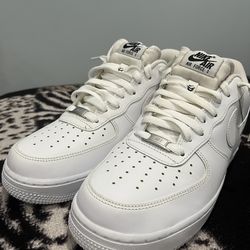Nike Air Force 1 '07 White