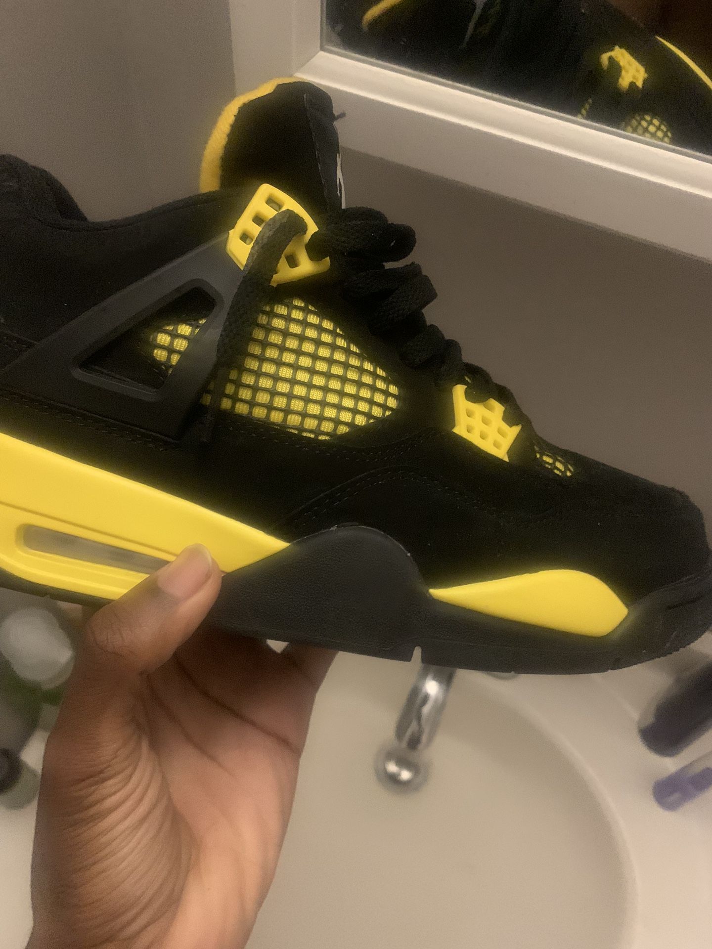 jordan 4 yellow thunder