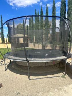 Trampoline with safety net