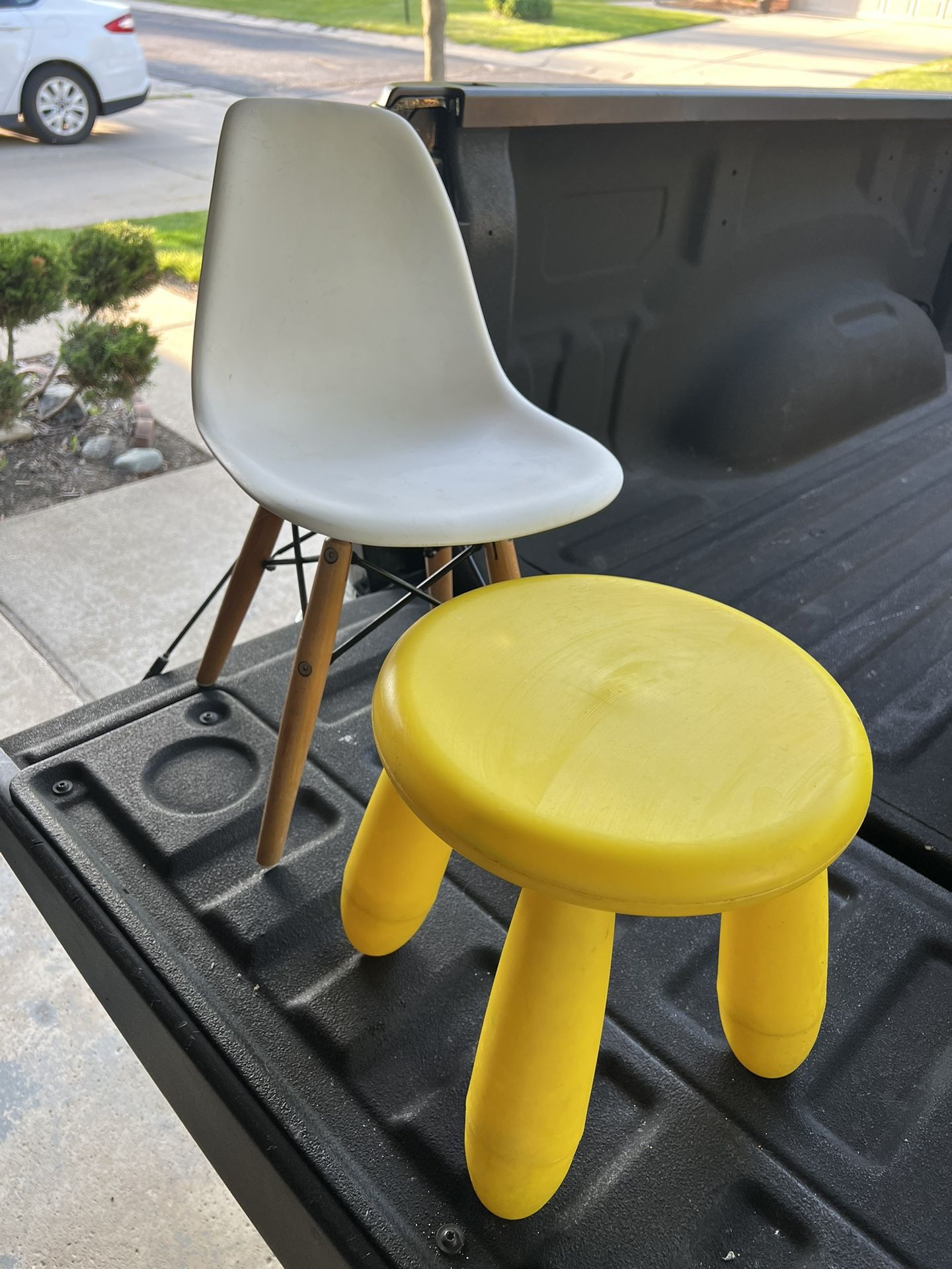 Kids Chair and Table