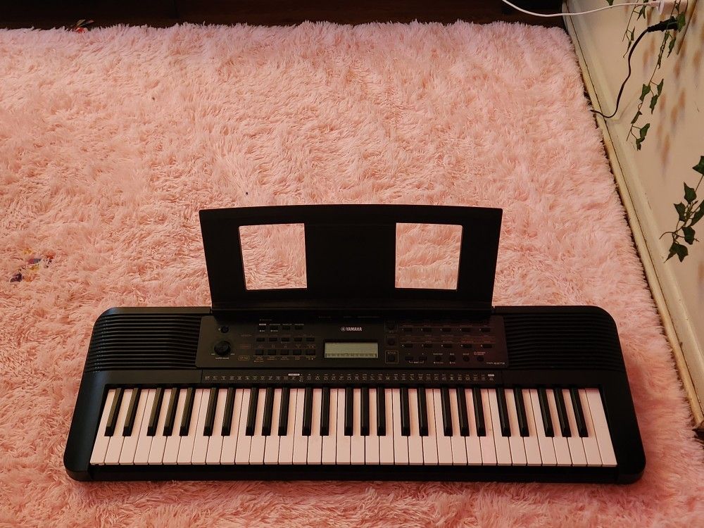 Yamaha Keyboard