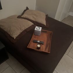 Ottoman 3-1/2 X 3-1/2 Feet 🦶 