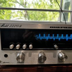 Marantz 2220b Receiver 