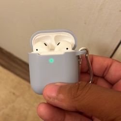 AirPods With Case