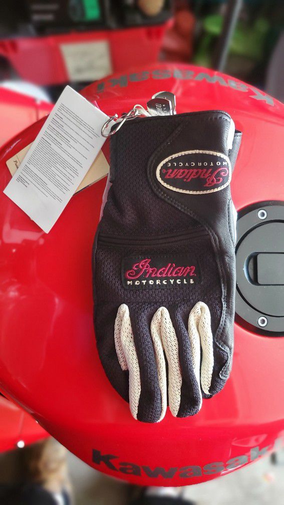 New Never Used (XL) Indian Motorcycle Men's Mesh Drifter Gloves $30.00