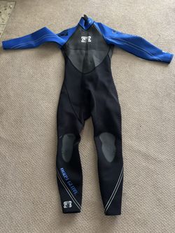 New Body Glove Pro 2 3/2 Men’s Medium Full Suit