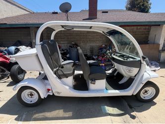 2002 Gem Polaris golf cart