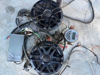Marine Audio System Bundle with Speakers and Amplifier